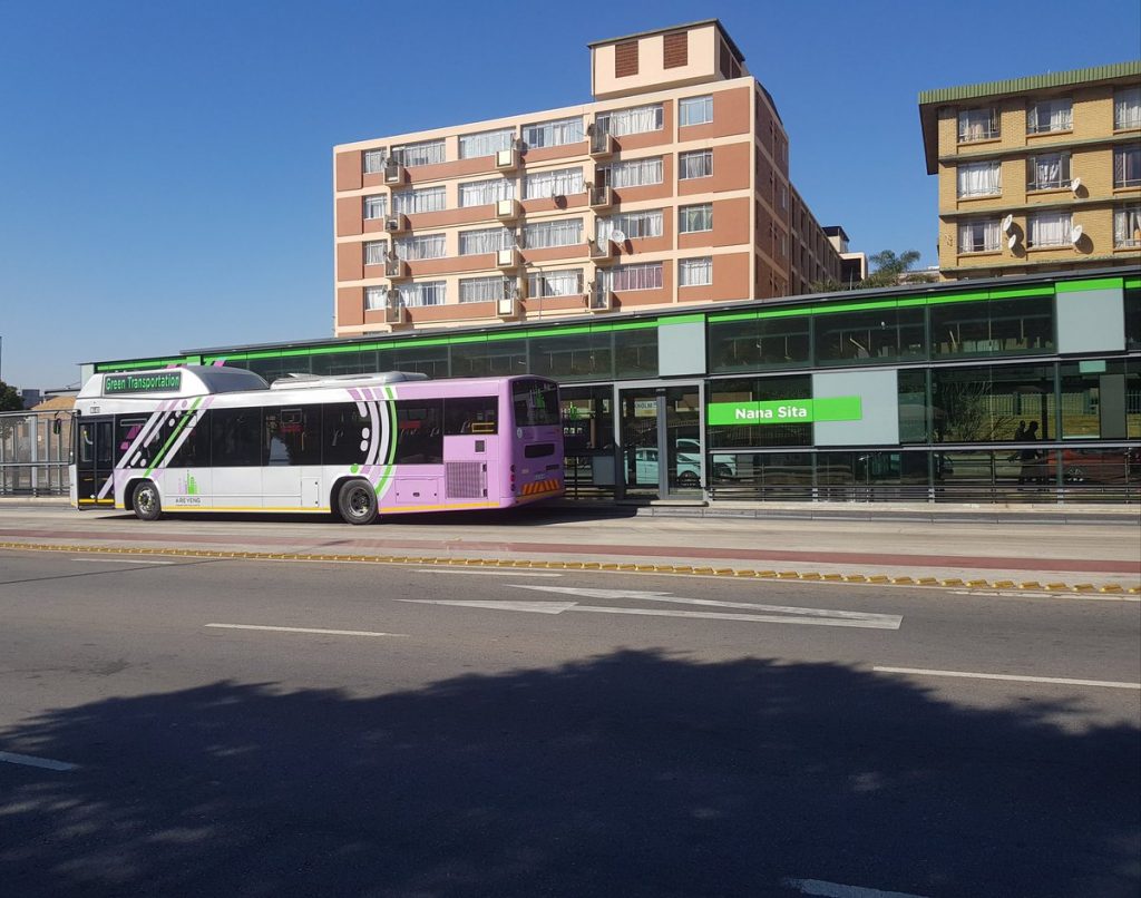 areyeng bus
